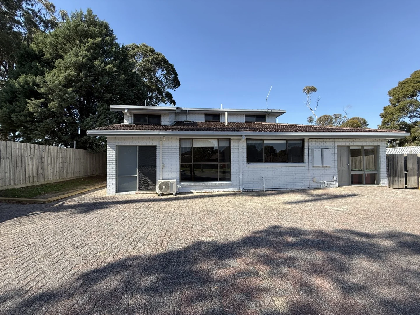 47 Endeavour Crescent, Endeavour Hills VIC 3802