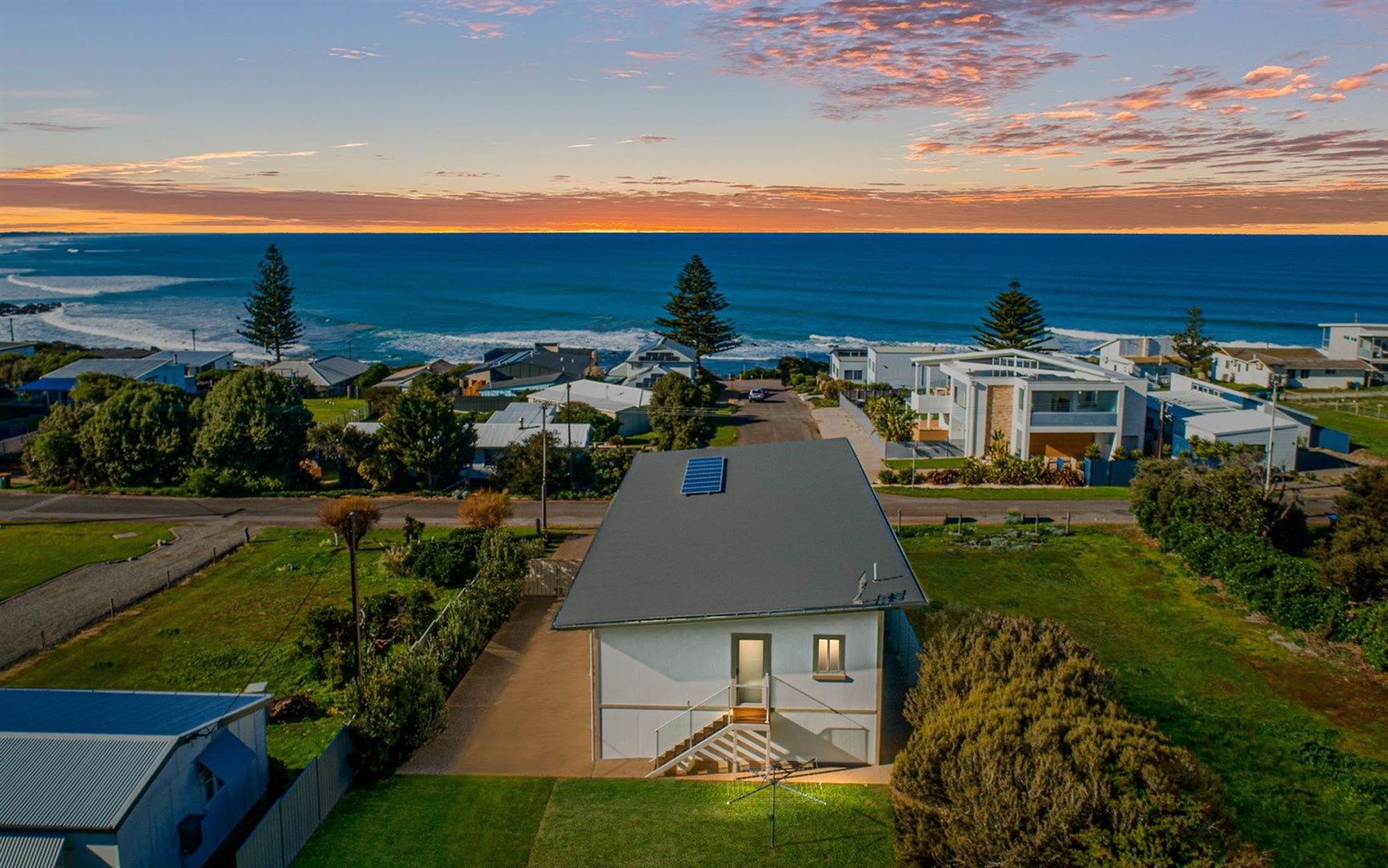 28 Seaview Avenue, Middleton SA 5213, Image 0