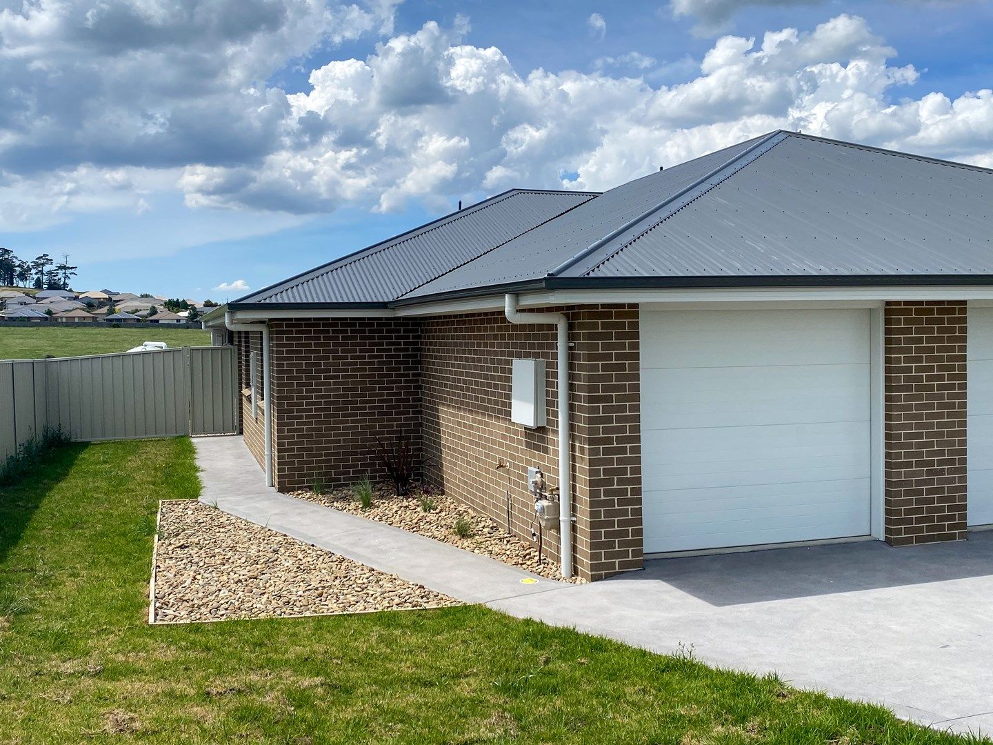2 bedrooms Duplex in 68a Quiberon Way GOULBURN NSW, 2580