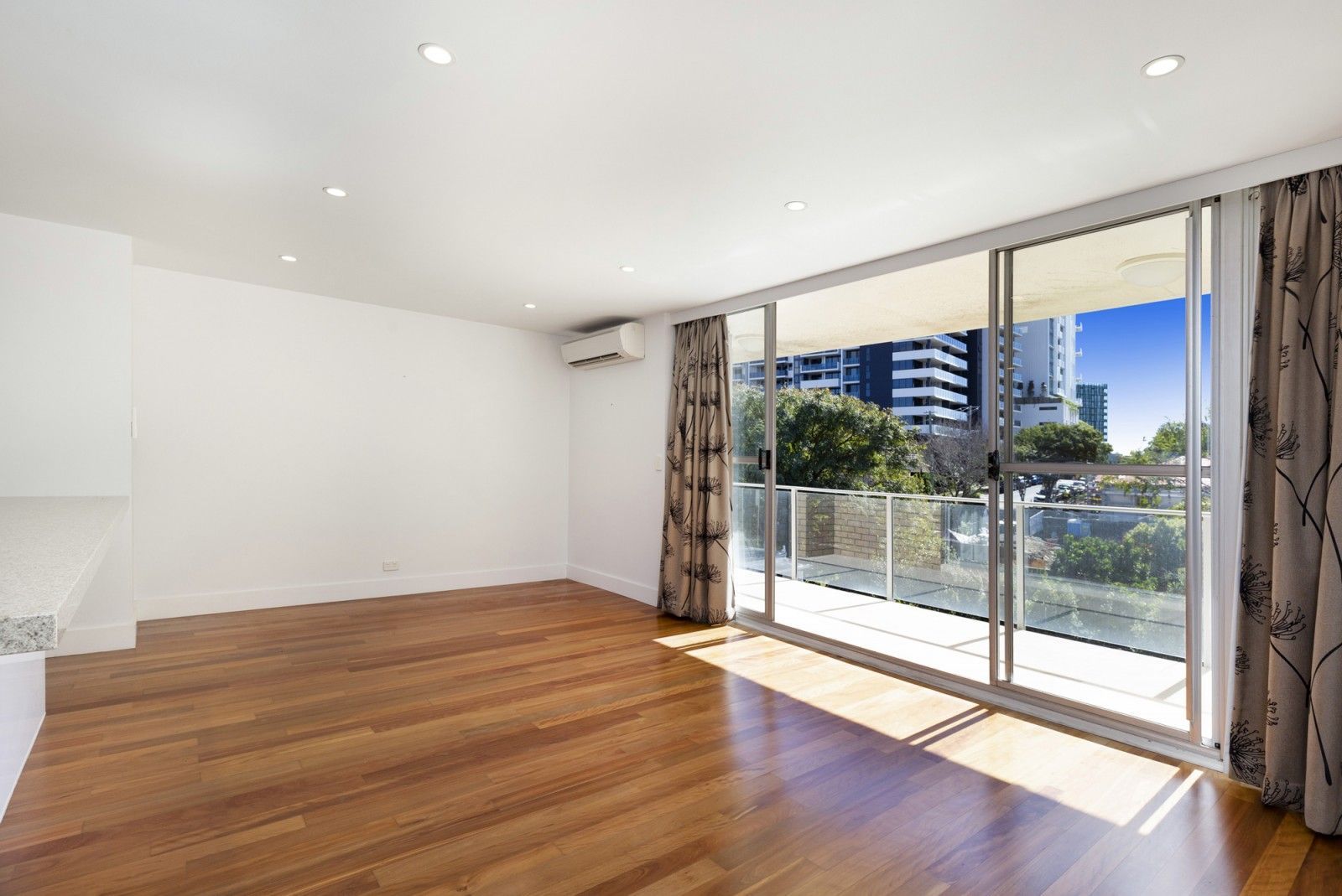 2 bedrooms Apartment / Unit / Flat in ID:21078321/36 Glen Road TOOWONG QLD, 4066