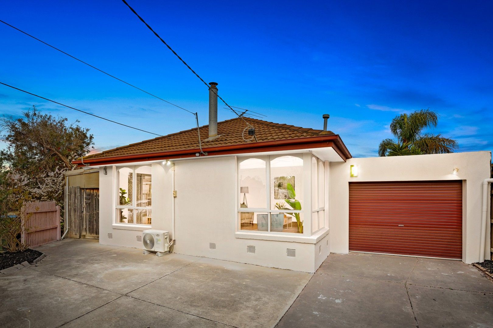 4 bedrooms House in 4 Pinaroo Court WYNDHAM VALE VIC, 3024