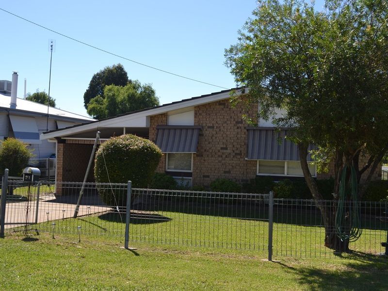 21 Moore Street, Inverell NSW 2360, Image 0