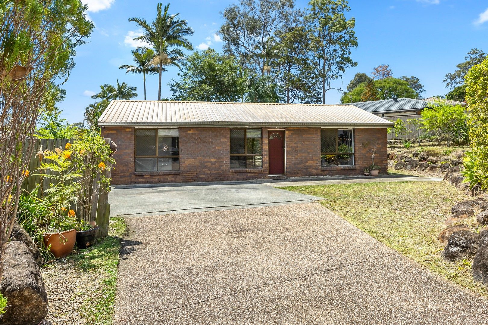 13 Branston Court, Nerang QLD 4211, Image 2