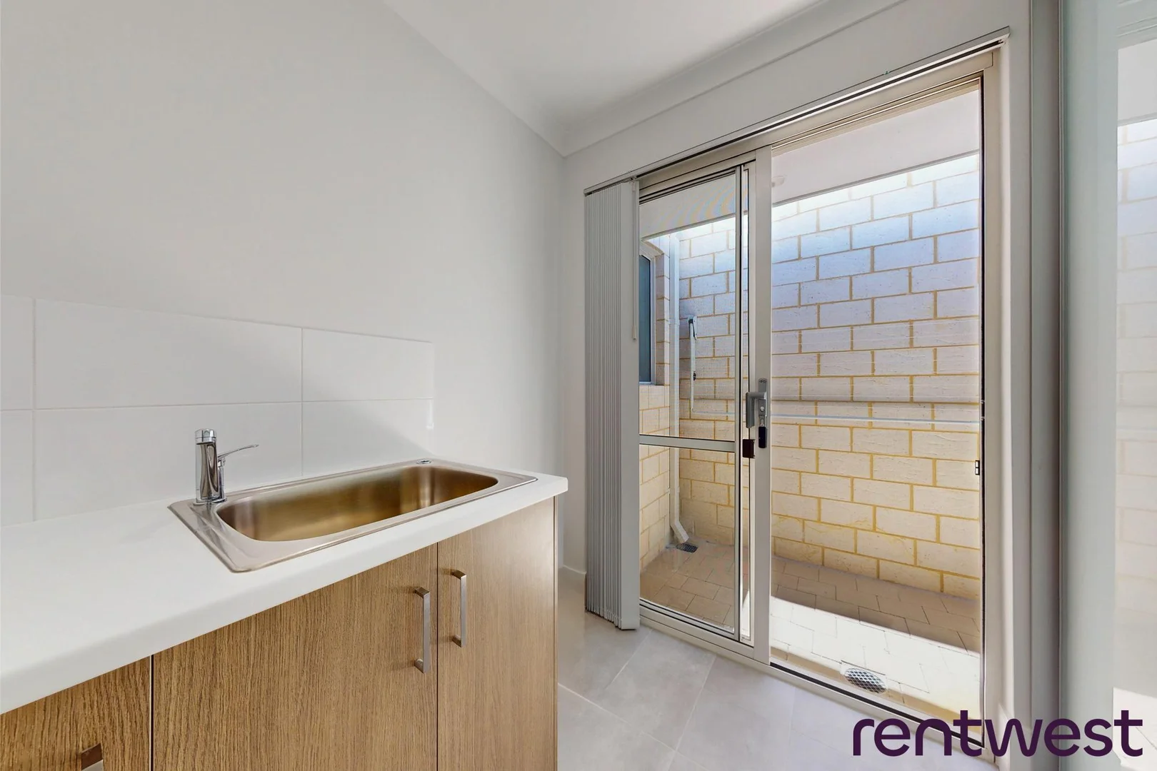 Additional image 8 of 17 Paradoxa Rd, Hammond Park WA 6164