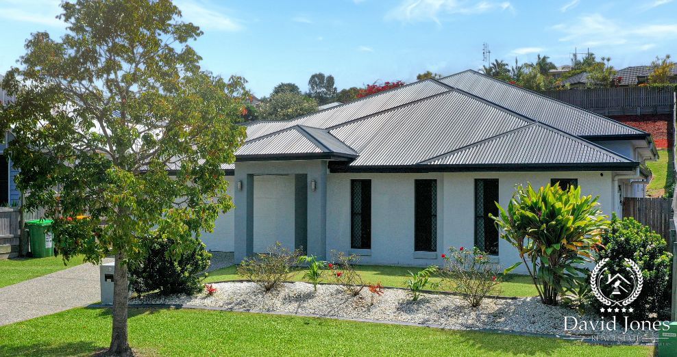 5 bedrooms House in 24 Meander Court ORMEAU HILLS QLD, 4208