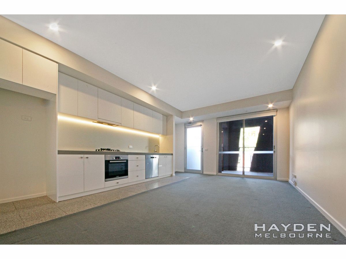 2 bedrooms Apartment / Unit / Flat in 2/33 James Street WINDSOR VIC, 3181