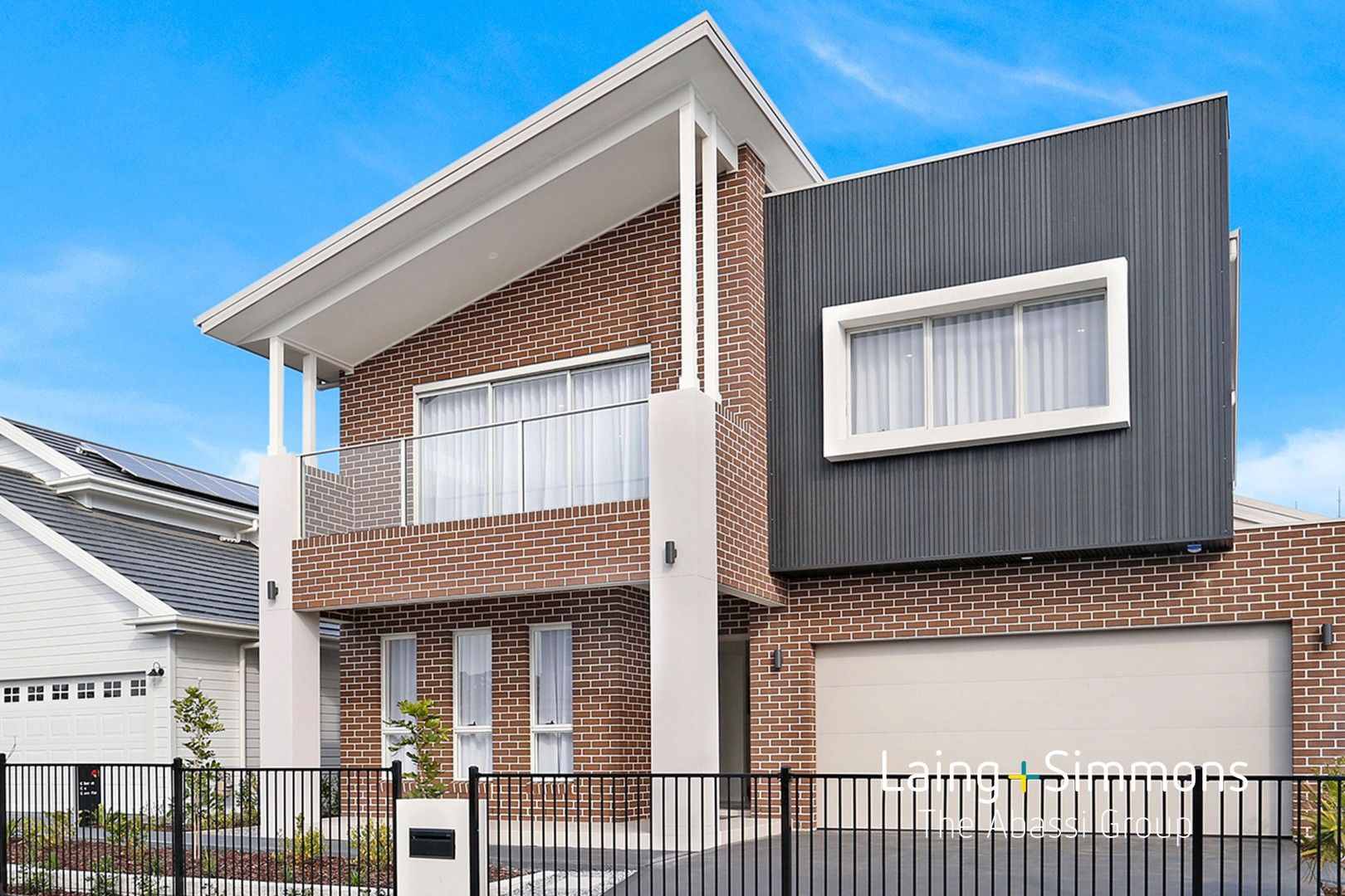 4 bedrooms House in 11 Gittel Street BOX HILL NSW, 2765