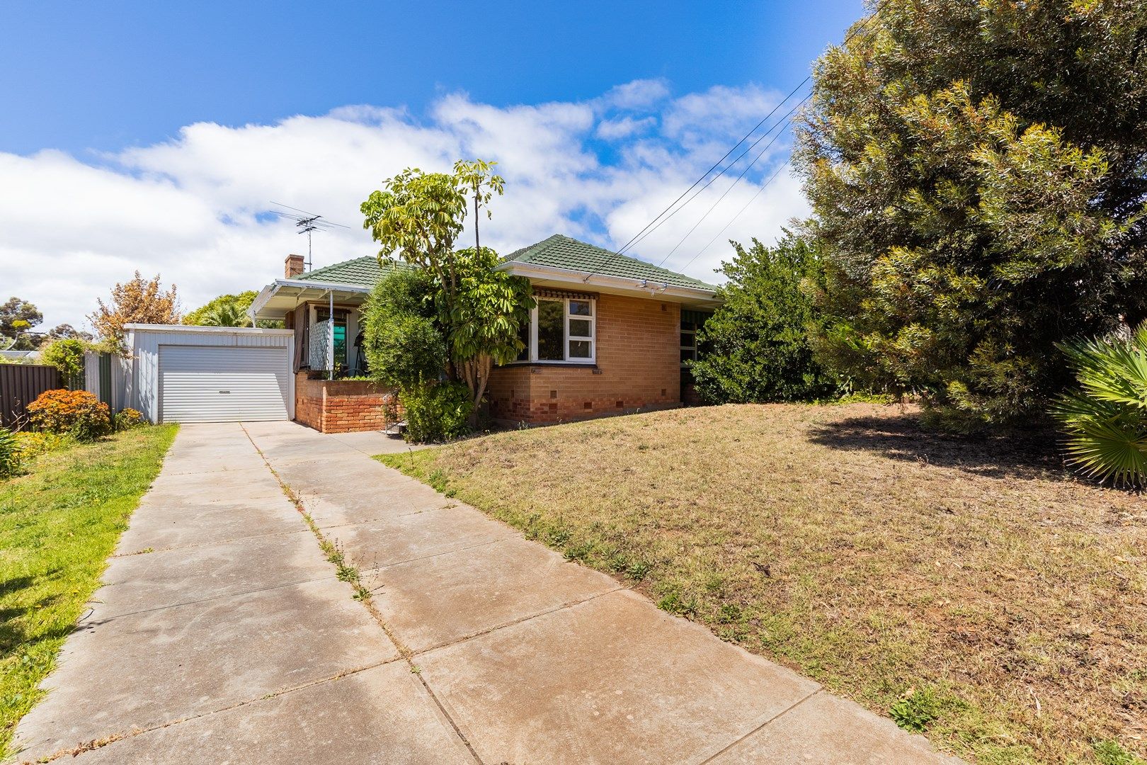 2 Seacombe Crescent, Seacombe Heights SA 5047, Image 0