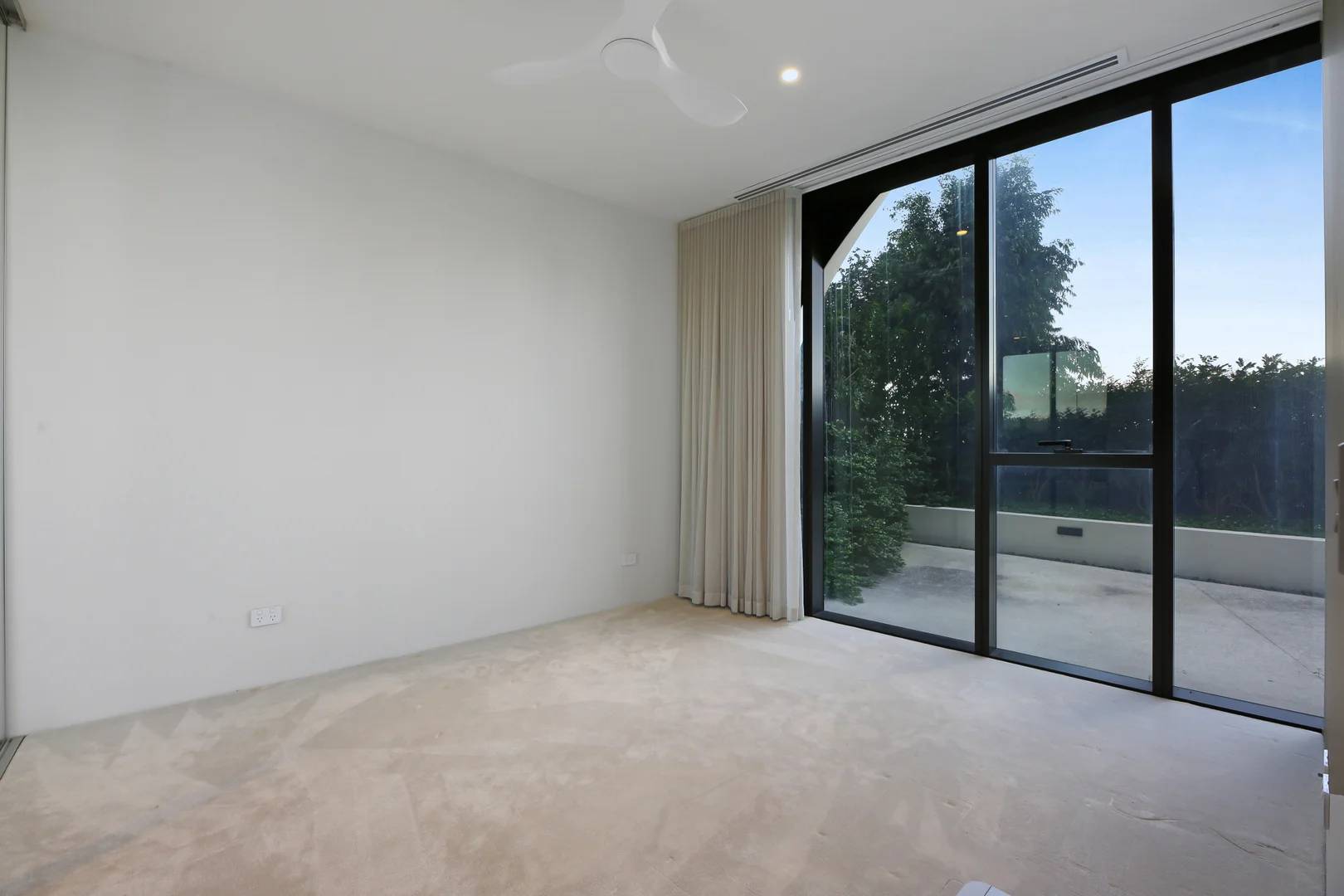 Additional image 10 of 1101/2 The Lanes Boulevard, Mermaid Waters QLD 4218