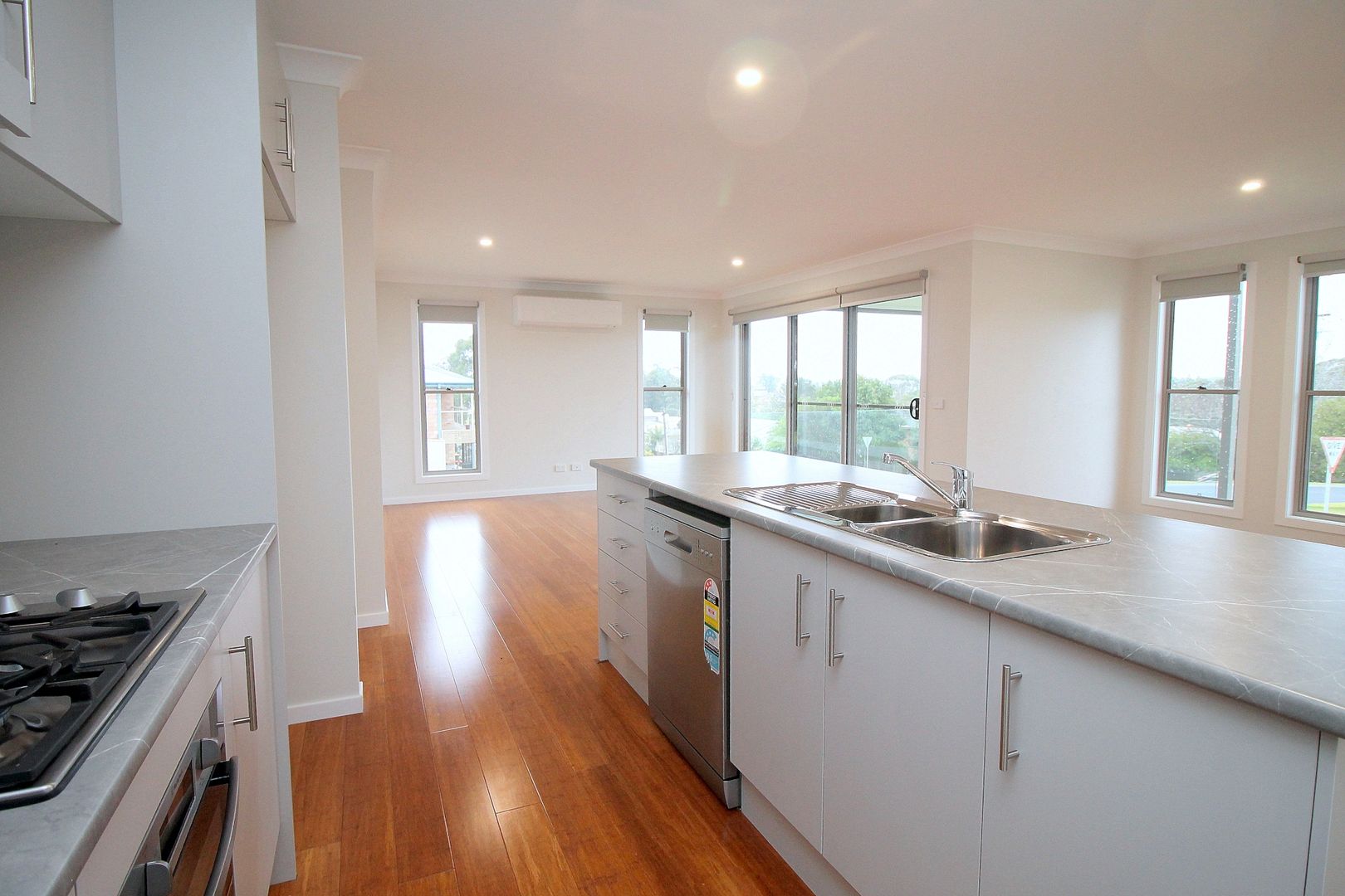 21 Bondi Street, Tuross Head NSW 2537, Image 2