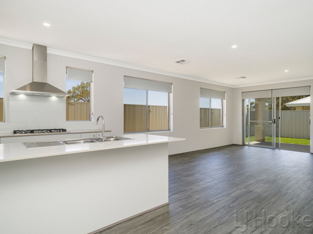 4 bedrooms House in 16 Relaxation Loop YANCHEP WA, 6035
