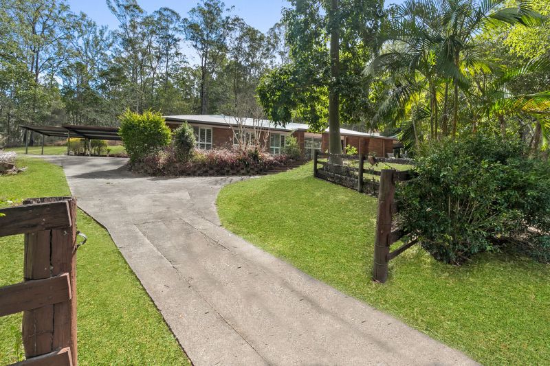 93 Pacey Road, Upper Brookfield QLD 4069, Image 1
