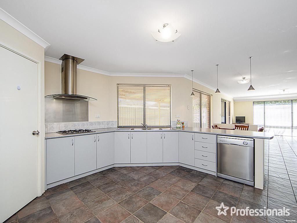 4 Whitby Pass, High WA 6057 House For Rent 640 Domain