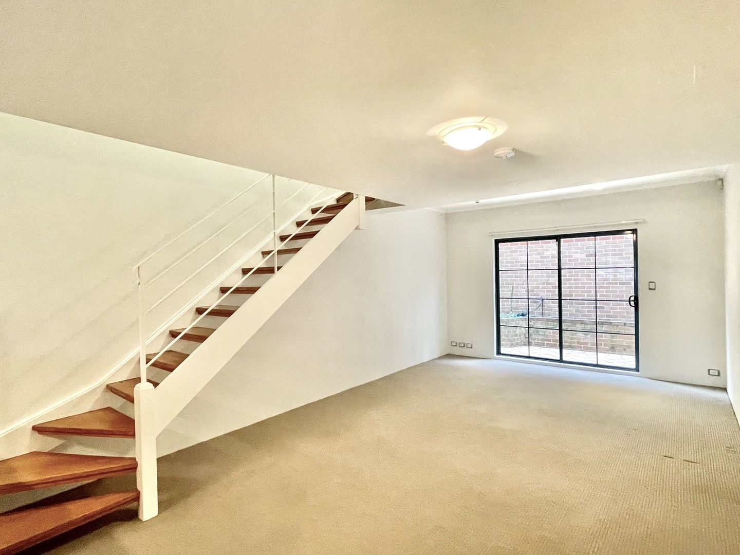 2 bedrooms Apartment / Unit / Flat in 17/168-178 George Street ERSKINEVILLE NSW, 2043
