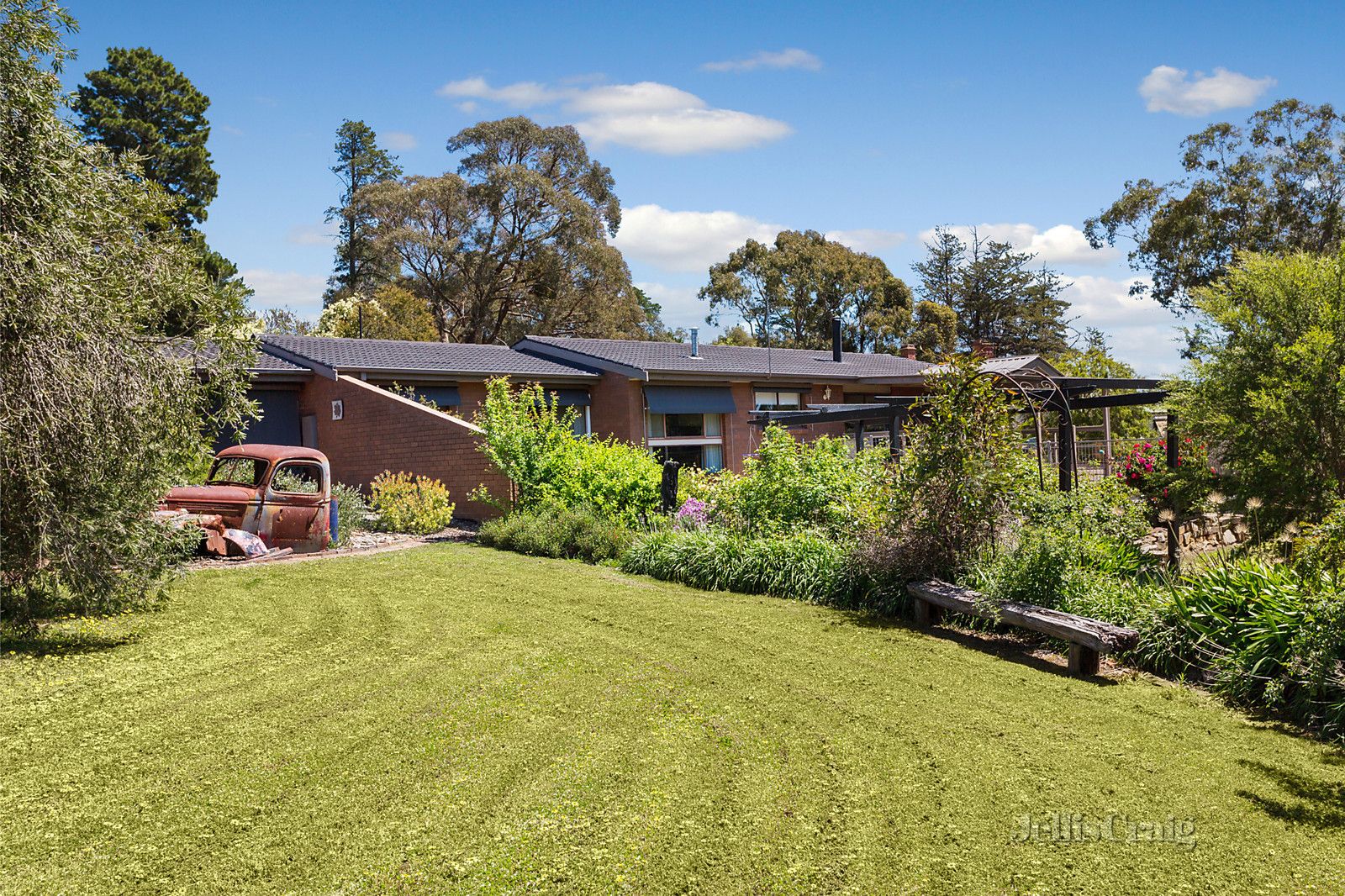 27 Wright Street, Elphinstone VIC 3448, Image 0