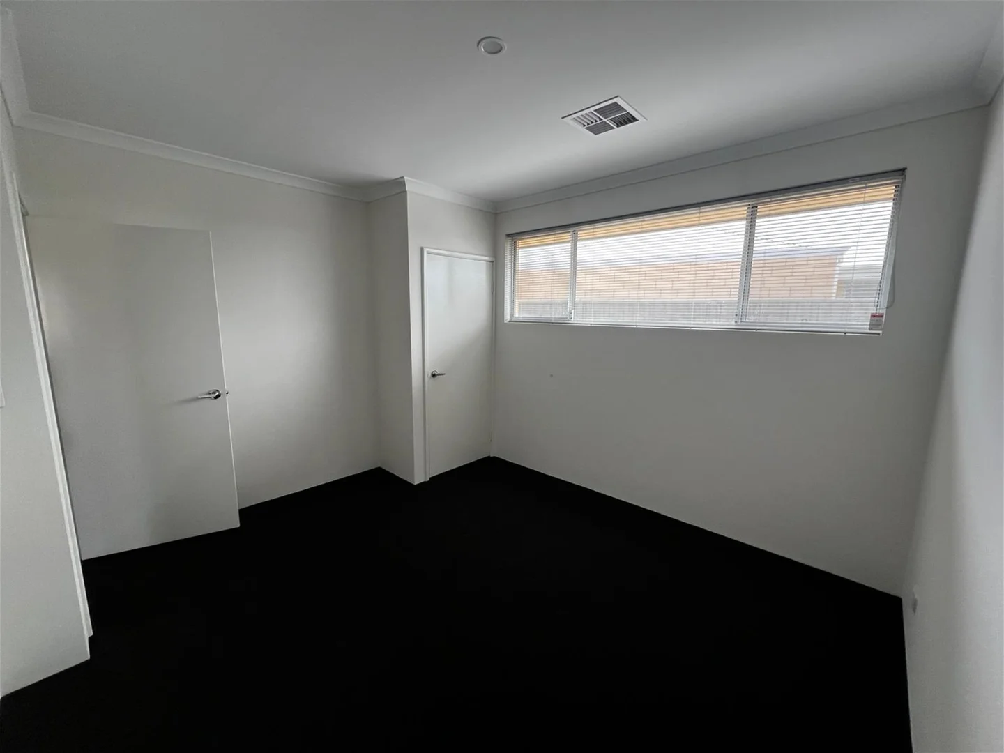 Additional image 3 of 40 Hawdon Road, Lakelands WA 6180