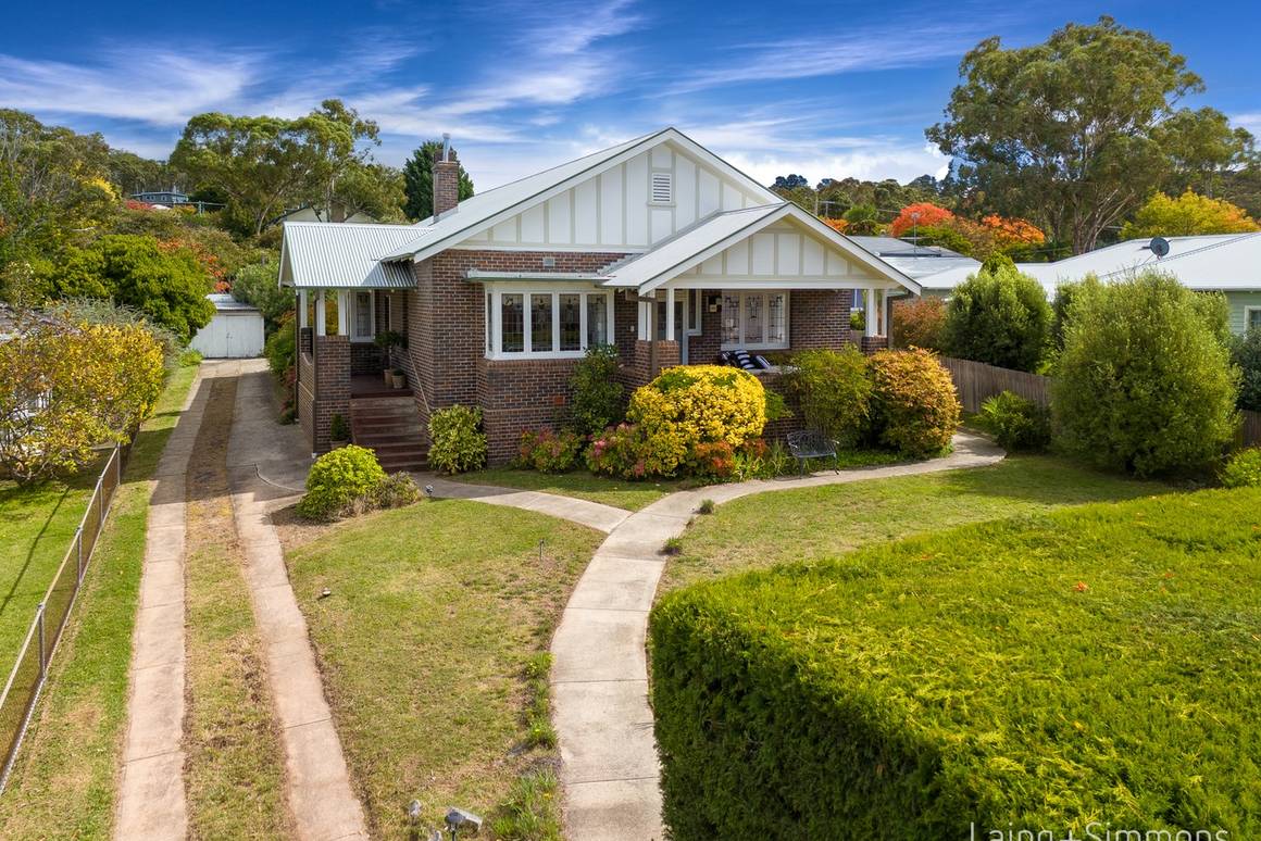 Picture of 26 Faulkner Street, ARMIDALE NSW 2350