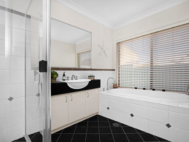 Additional image 7 of 20 Rafter Crescent, Abbotsbury NSW 2176