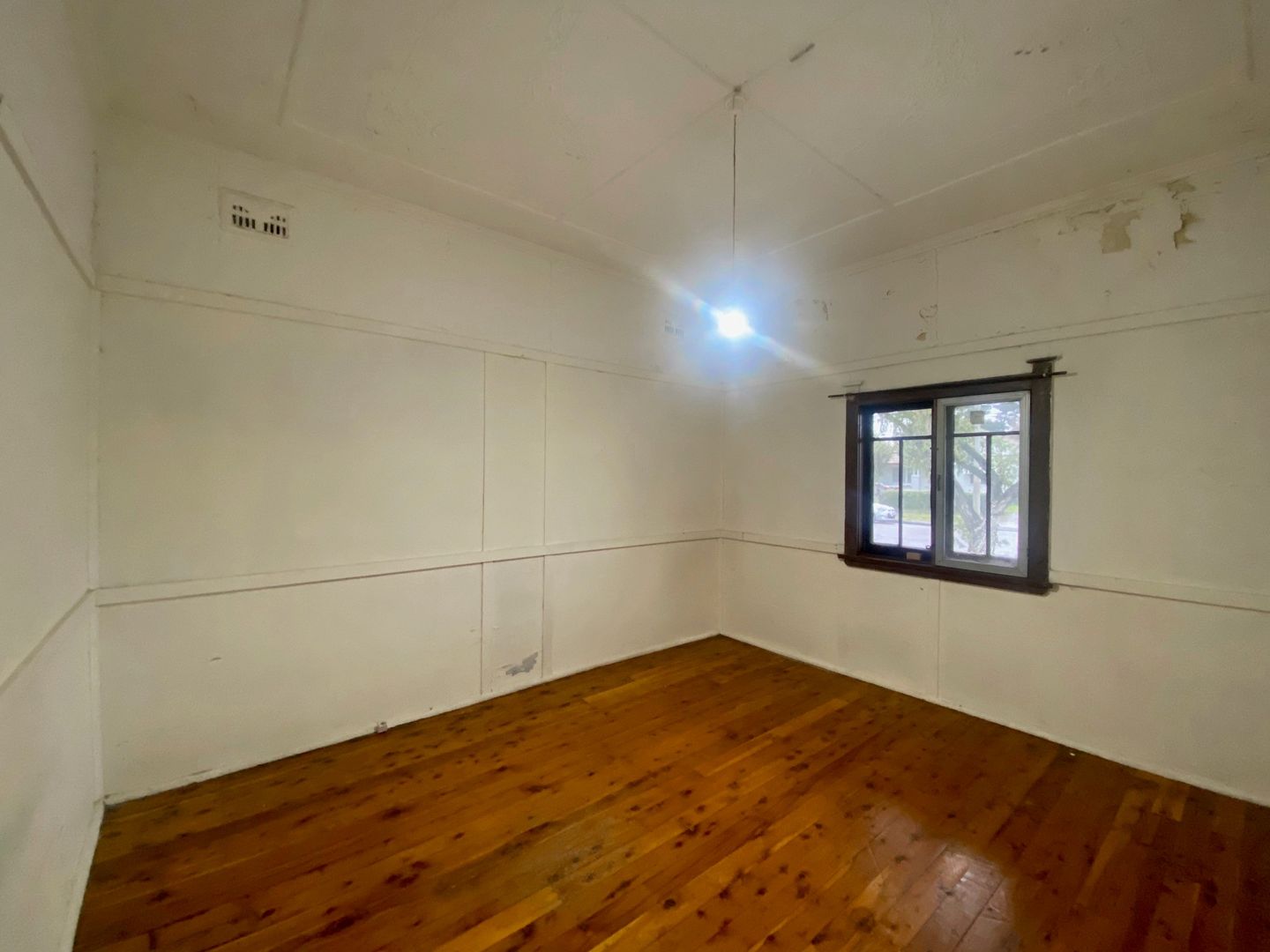 32 Patten Avenue, Merrylands NSW 2160 - House For Rent | Domain