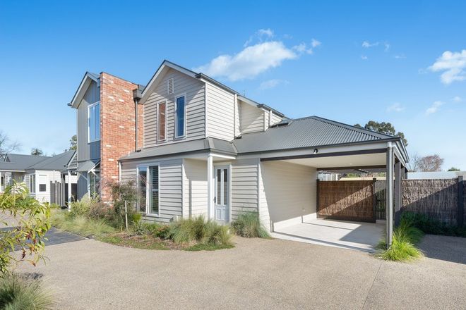 Picture of 4/12 Hunter Street, MANSFIELD VIC 3722