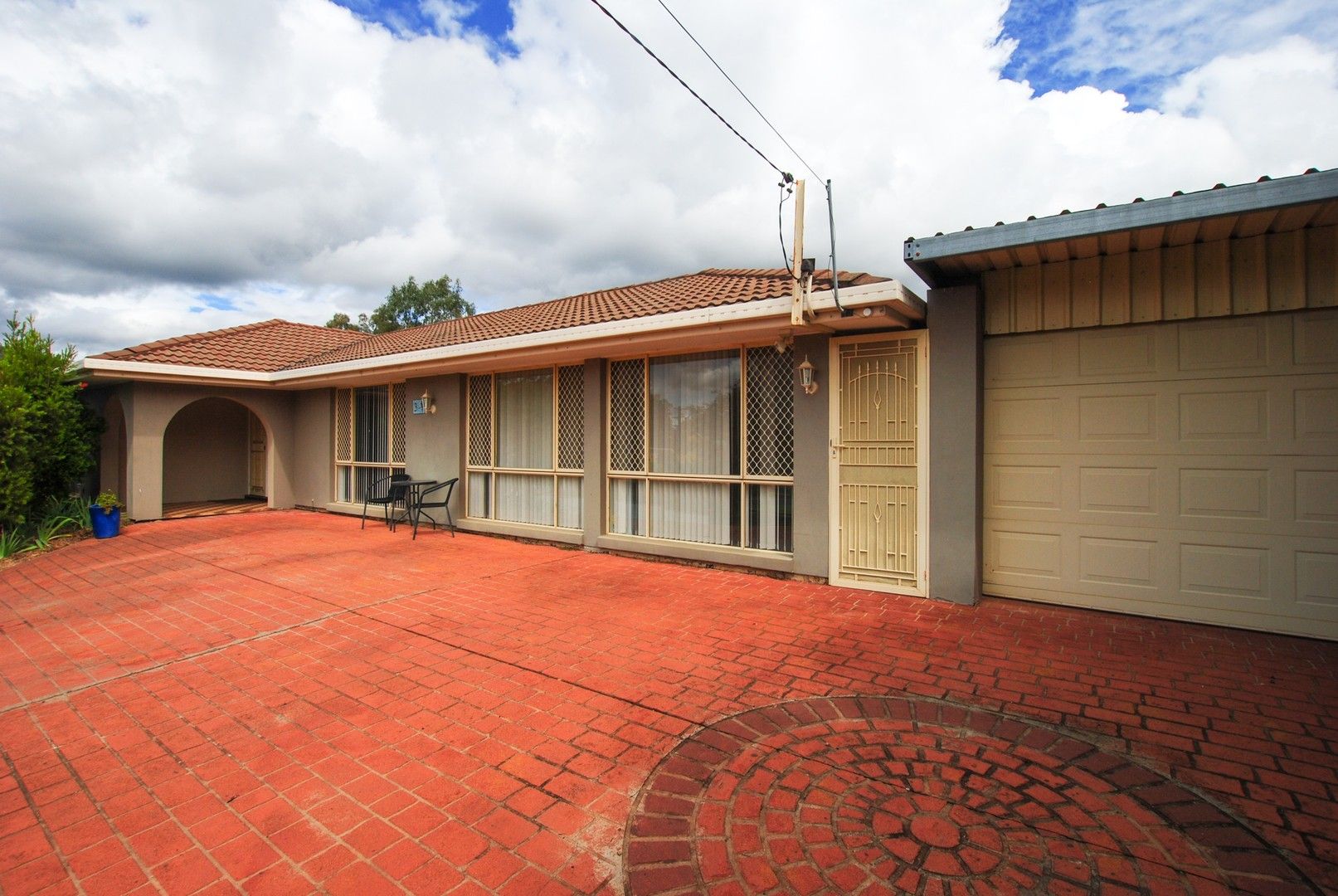 5 bedrooms House in 3 Kurtz Court MUDGEE NSW, 2850
