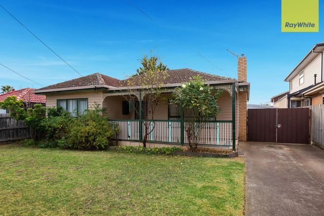 Picture of 45 Manfred Avenue, ST ALBANS VIC 3021