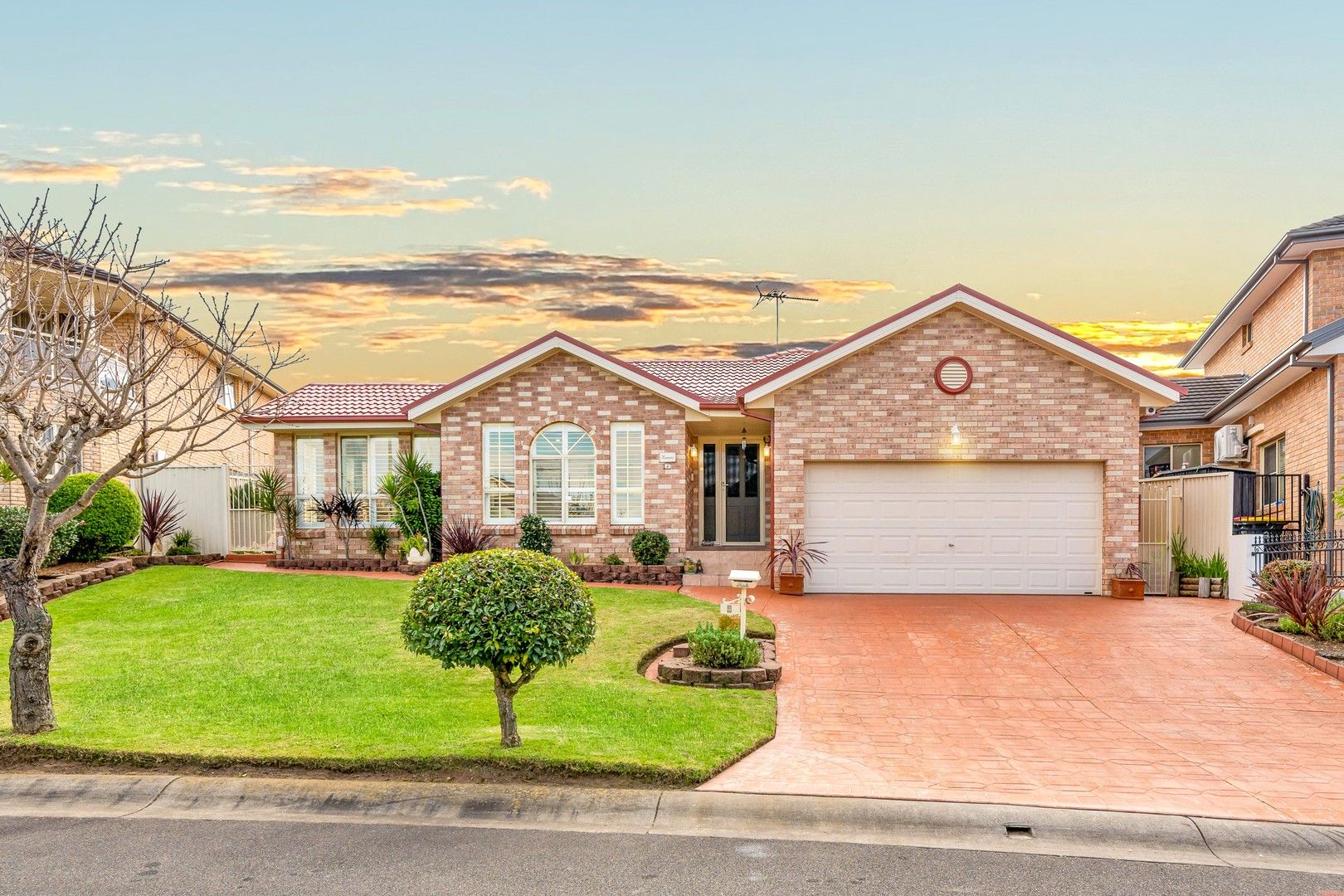 4 bedrooms House in 4 Crondall Street BONNYRIGG HEIGHTS NSW, 2177