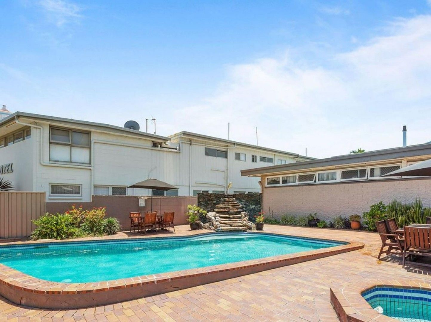 1 bedrooms House in 14 2591 Gold Coast Highway MERMAID BEACH QLD, 4218