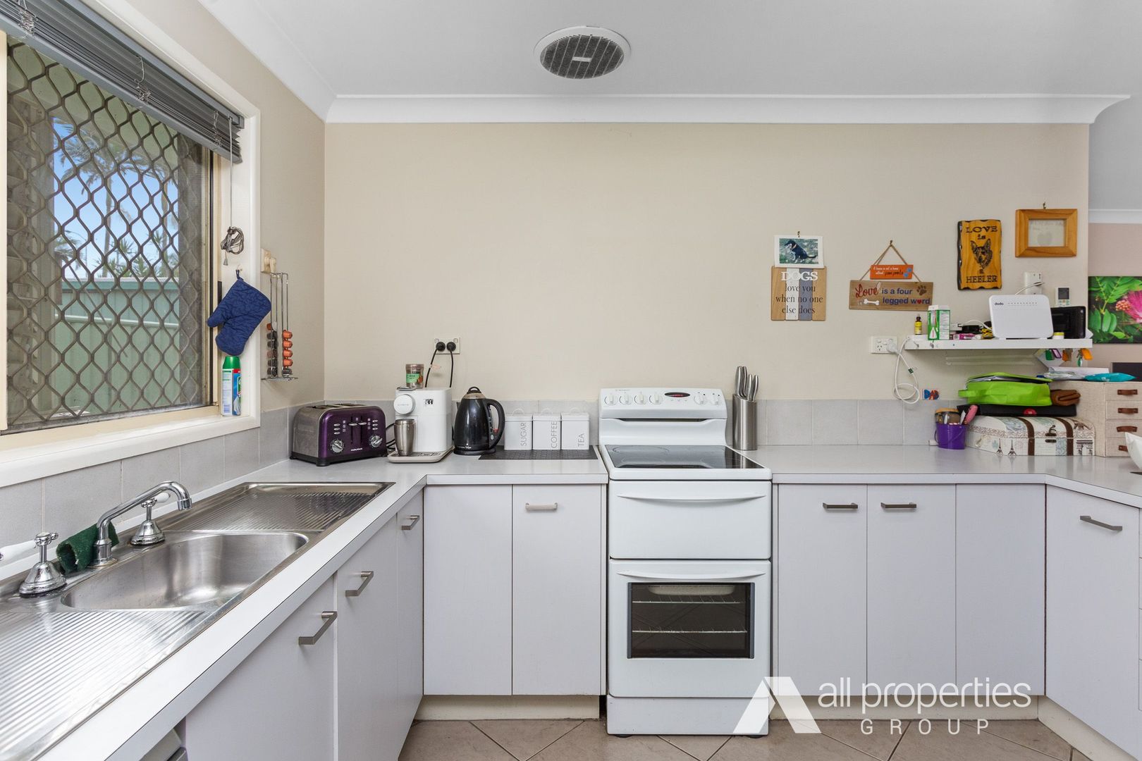 42 Ammons Street, Browns Plains QLD 4118, Image 2