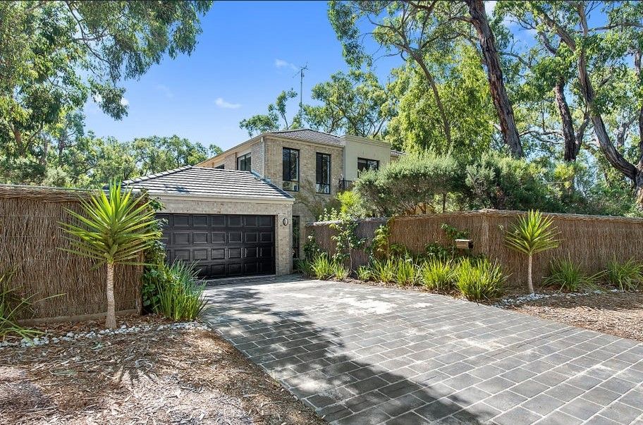 4 bedrooms House in 50 Woodland Heath Drive INVERLOCH VIC, 3996