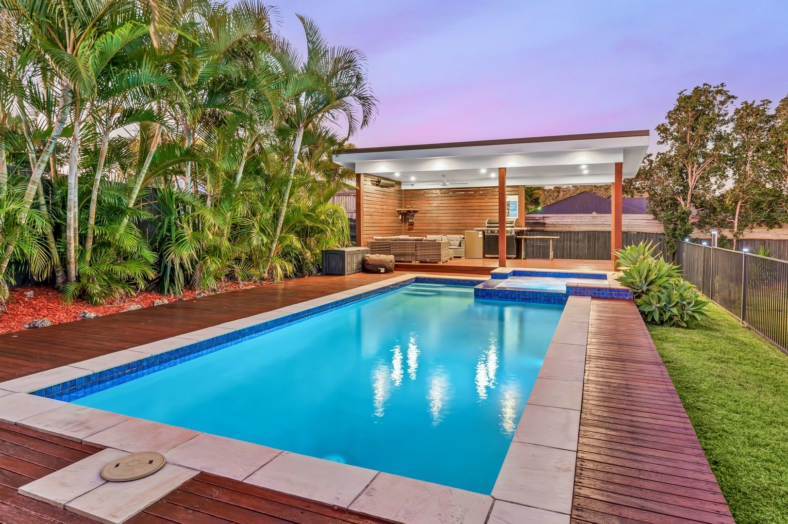 5 bedrooms House in 16 Forest-Oak Drive UPPER COOMERA QLD, 4209