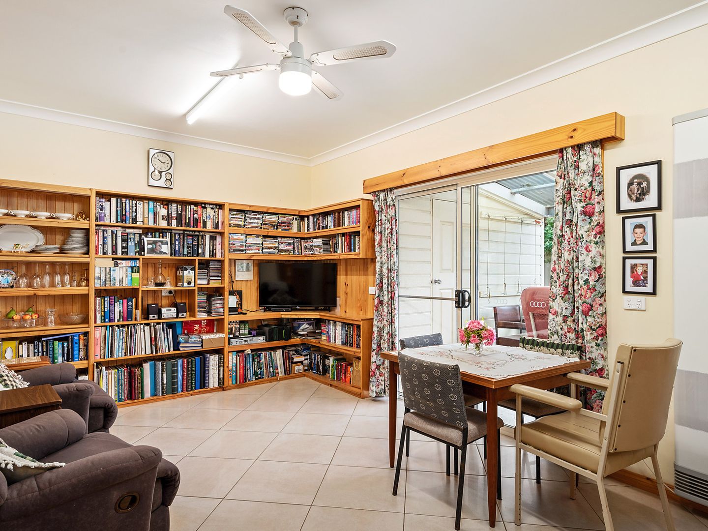 417 & 417A Prune Street, Lavington NSW 2641, Image 2