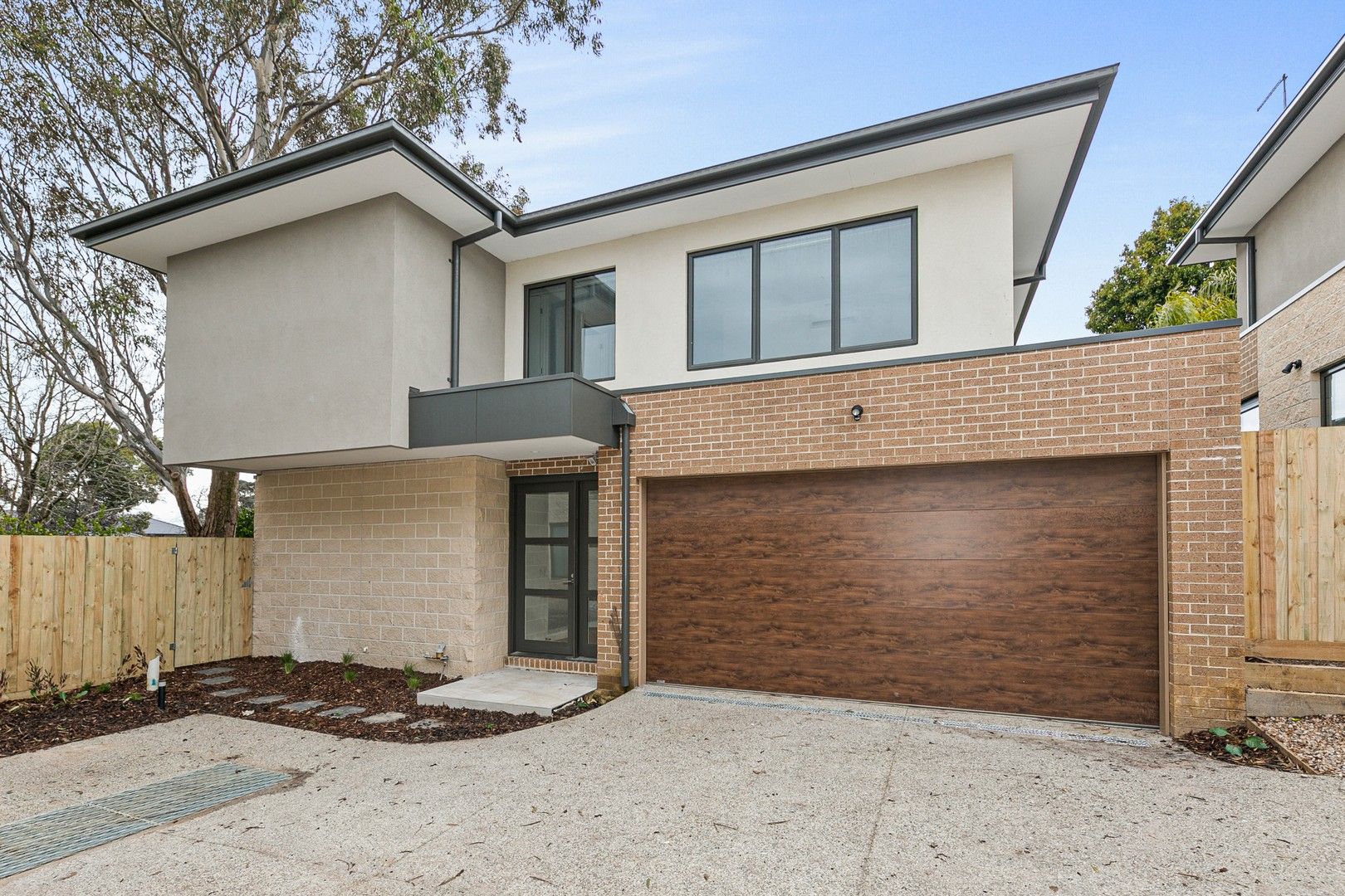 4 bedrooms Townhouse in 5/147 Woodhouse Grove BOX HILL NORTH VIC, 3129