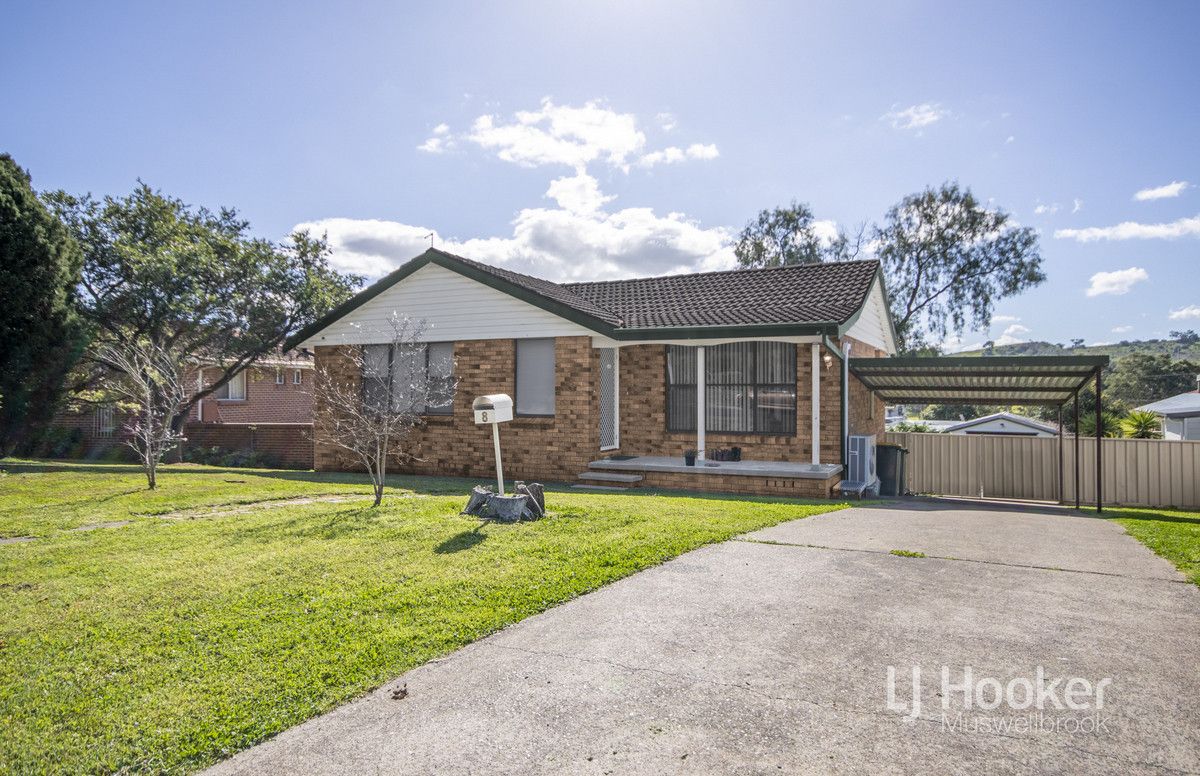 4 bedrooms House in 8 Eucalypt Avenue MUSWELLBROOK NSW, 2333