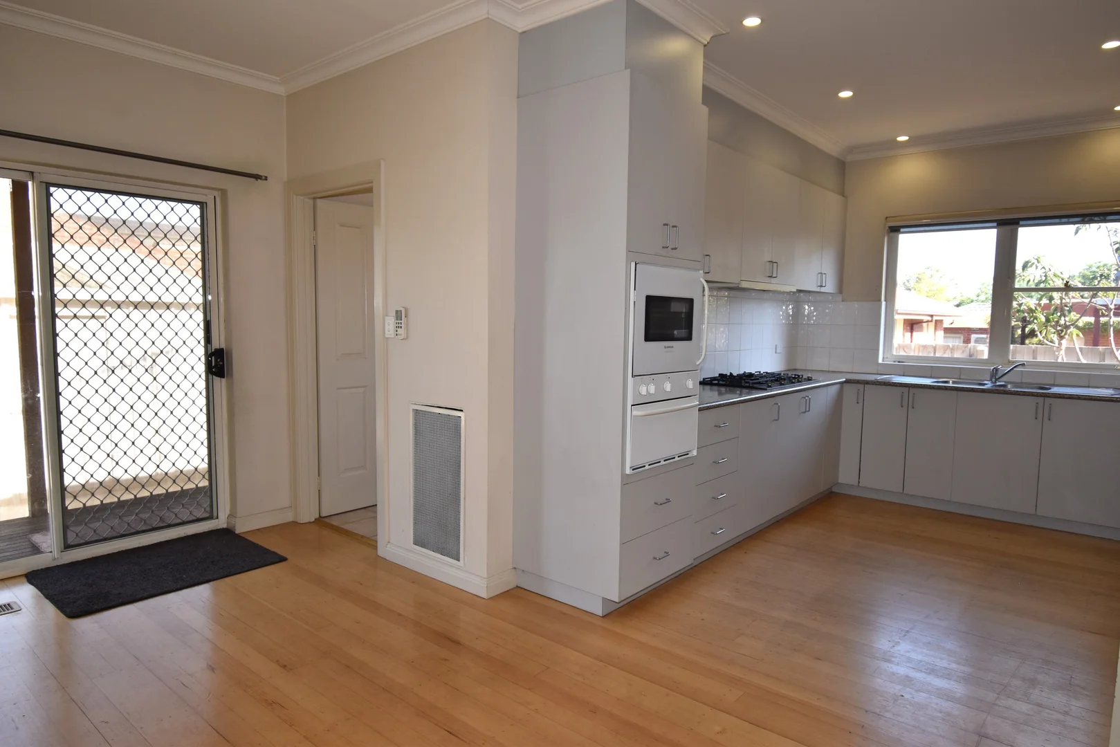 Additional image 9 of 146 Brewer Rd, Bentleigh VIC 3204