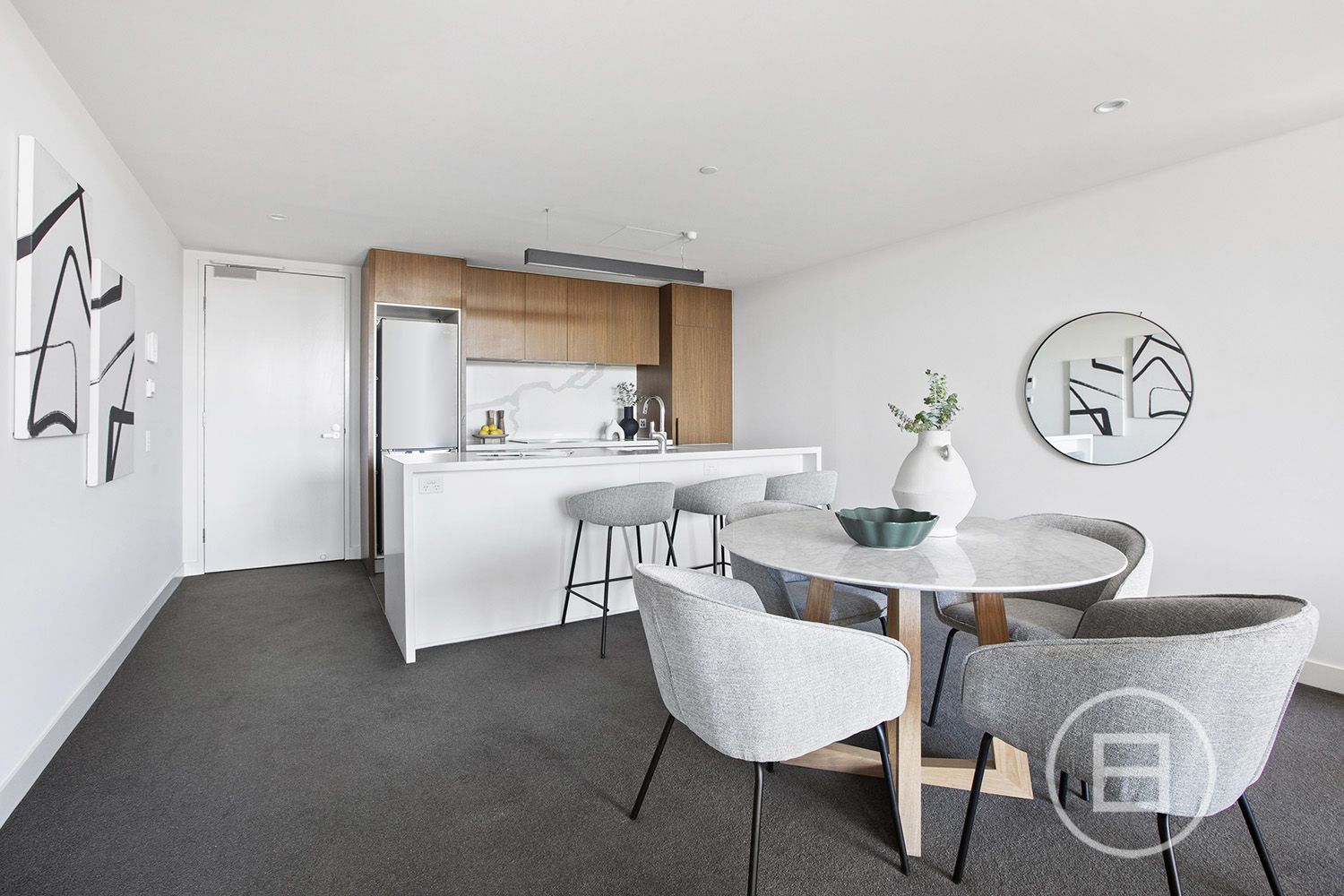 1423/555 St Kilda Road, Melbourne VIC 3004, Image 2