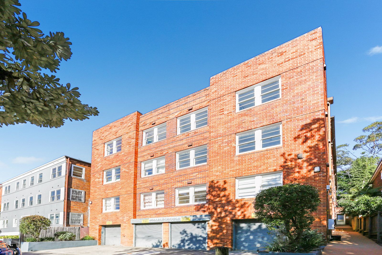 2 bedrooms Apartment / Unit / Flat in 6/48 Sir Thomas Mitchell Road BONDI BEACH NSW, 2026
