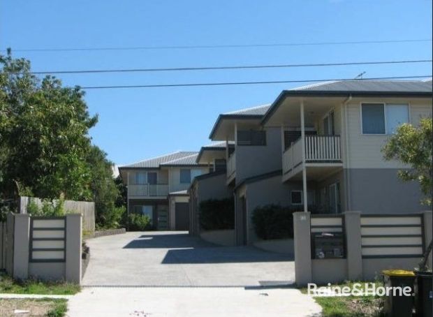 3 bedrooms Townhouse in 2/98 Thynne Road MORNINGSIDE QLD, 4170