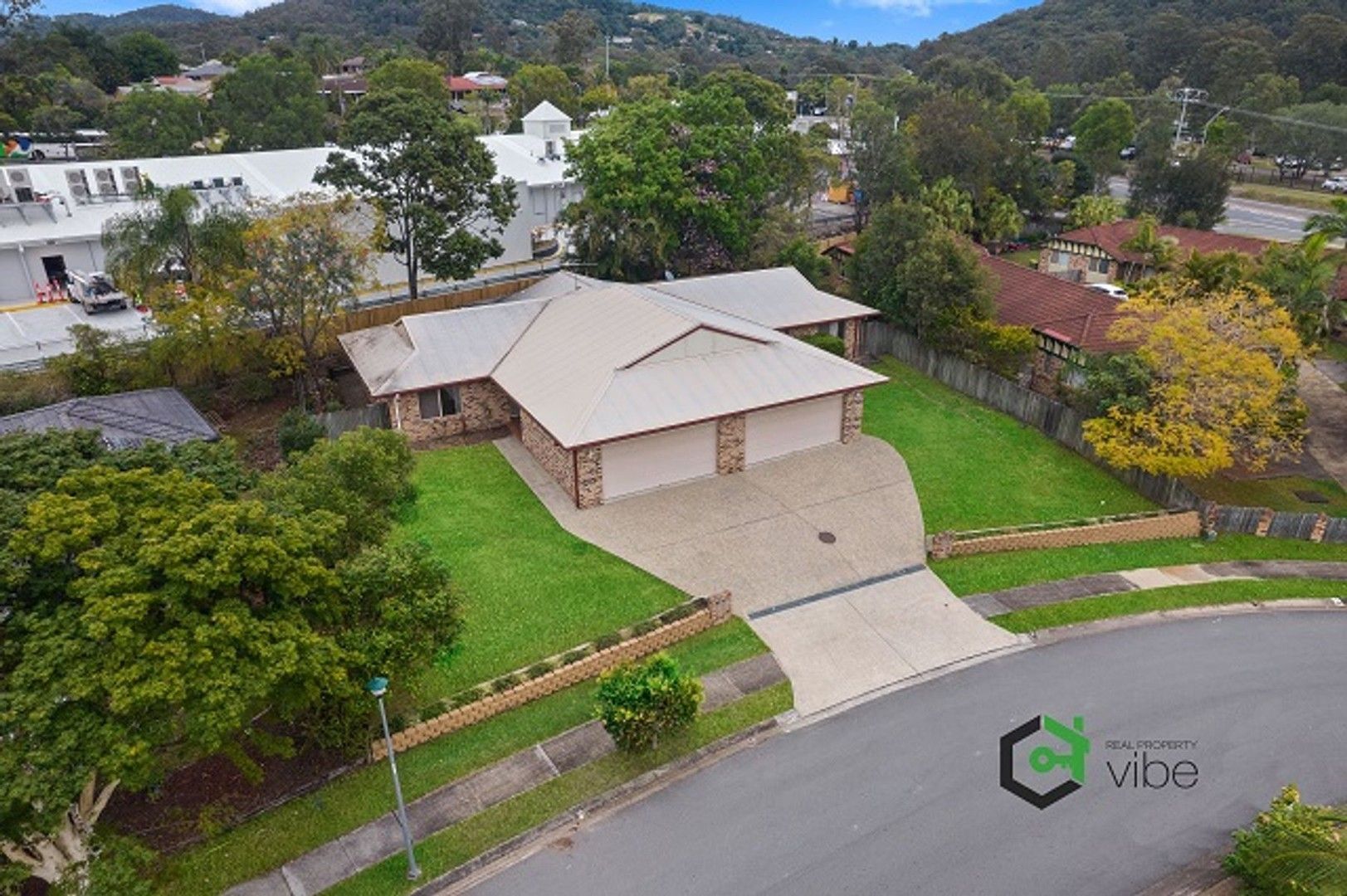 1 & 2/24 Mewing Court, Windaroo QLD 4207, Image 0