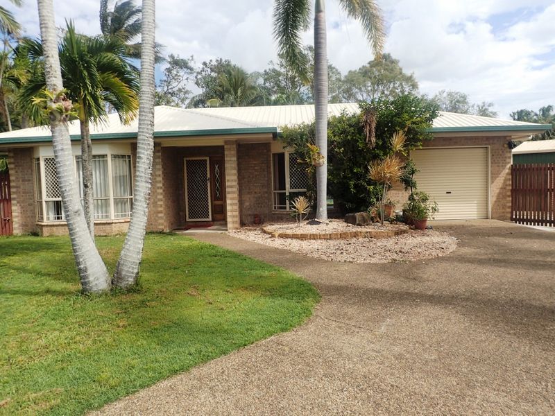 4 bedrooms House in 4 Bradman Drive GLENELLA QLD, 4740