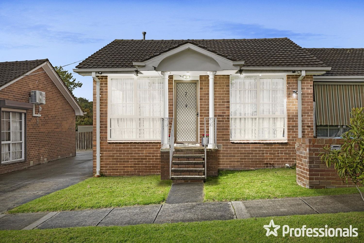 2/6 Railway Parade, Bayswater VIC 3153, Image 0