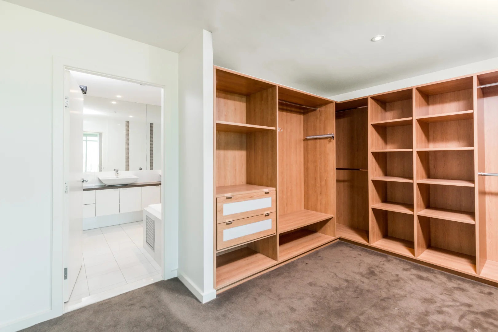 Additional image 7 of 705/61-69 Brougham Pl, North Adelaide SA 5006