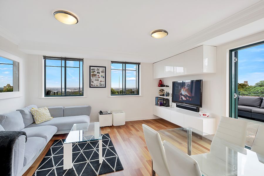 3 bedrooms Apartment / Unit / Flat in 50/7-17 Sinclair Street WOLLSTONECRAFT NSW, 2065