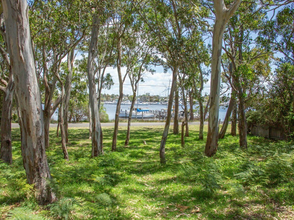 119 Western Boulevard, Raymond Island VIC 3880, Image 2