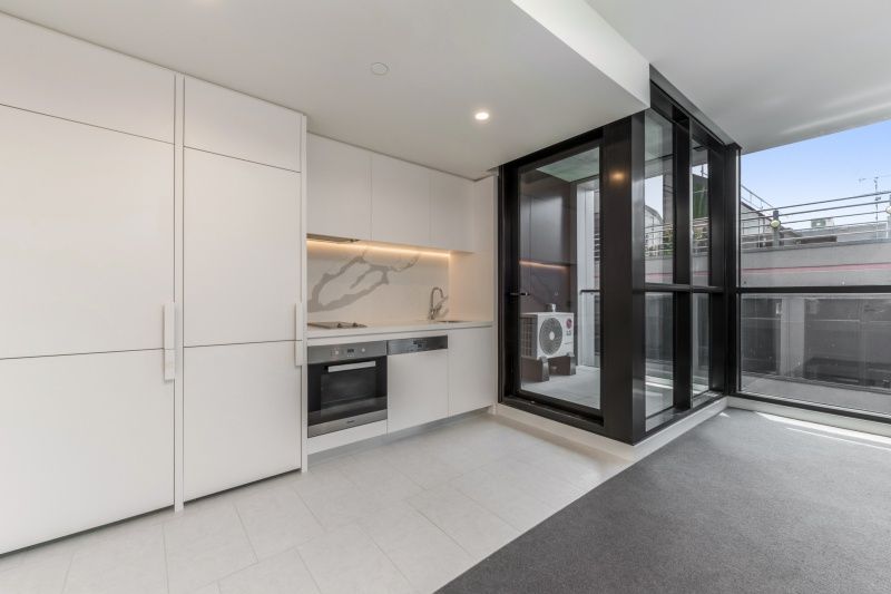 707/555 St Kilda Road, Melbourne 3004 VIC 3004, Image 2