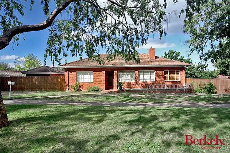 16 Frome Street, Griffith ACT 2603, Image 1