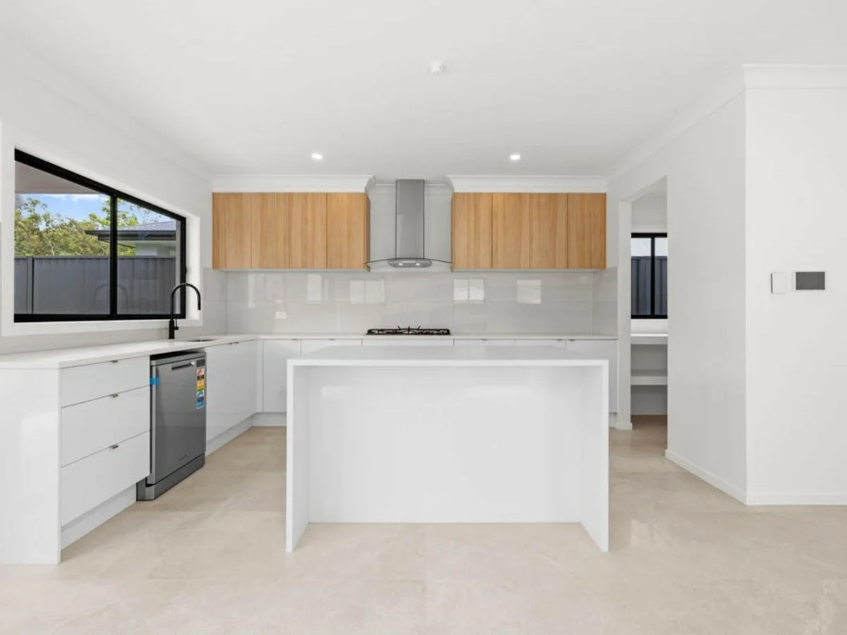 Additional image 4 of 19 Standley Place, Spring Mountain QLD 4300