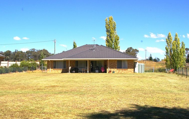 2 Barleyfields Road, Uralla NSW 2358, Image 1