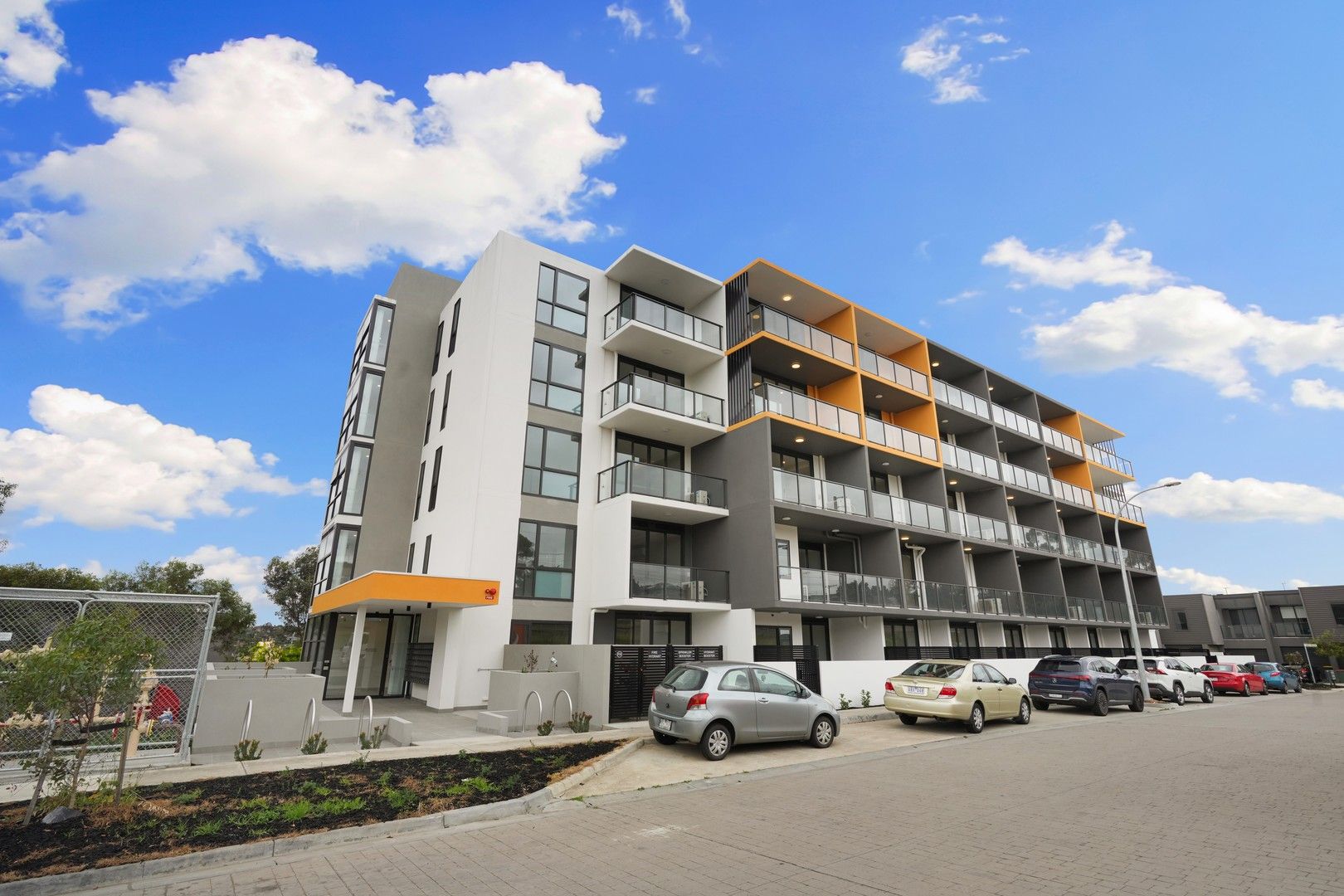 402/2 Bailey Cres, Oak Park VIC 3046, Image 0