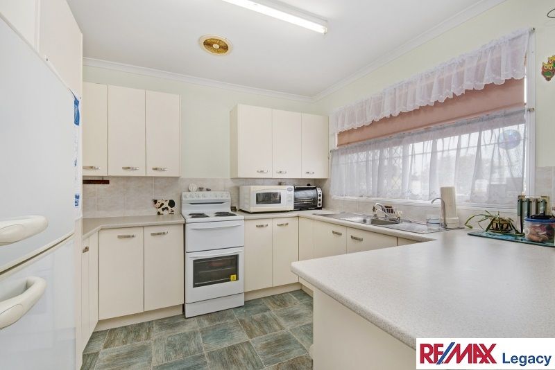 1/13 Percy Street, Redcliffe QLD 4020, Image 2